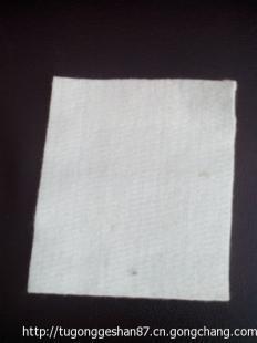 宜賓土工膜廠家踐行低碳環(huán)保理念，賦予產(chǎn)品卓越防滲性能