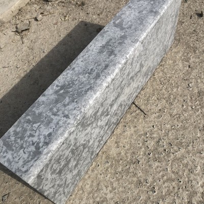 青石路沿石的專業制作、安裝與銷售服務